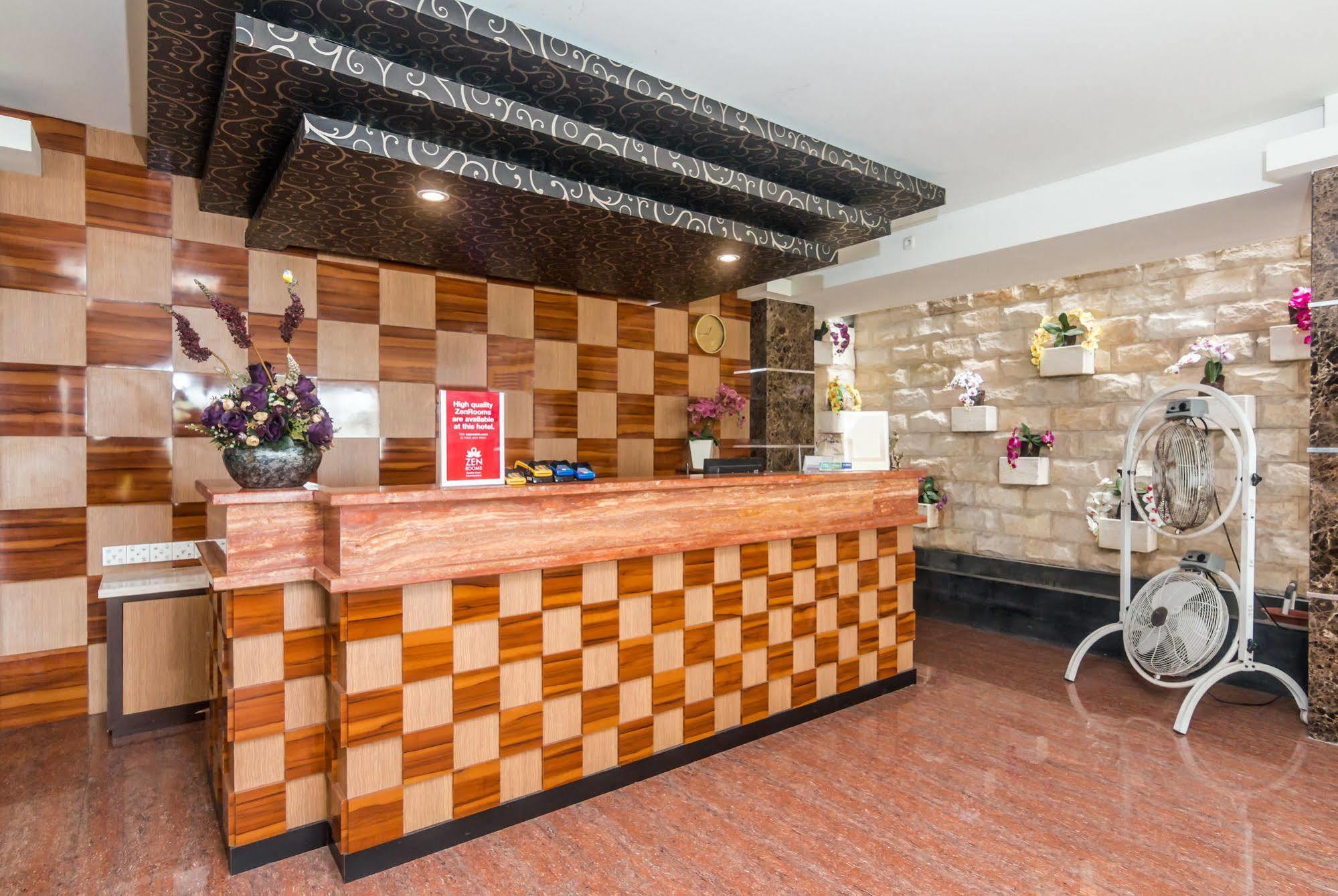 Zen Rooms Denpasar Marlboro Eksteriør bilde